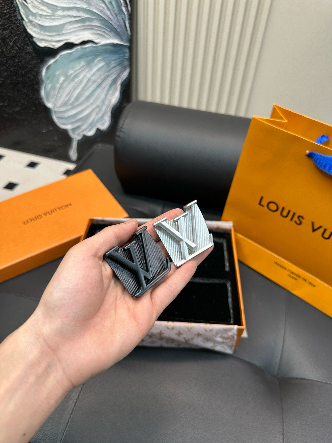 LV Silver and black double-buttoned suit