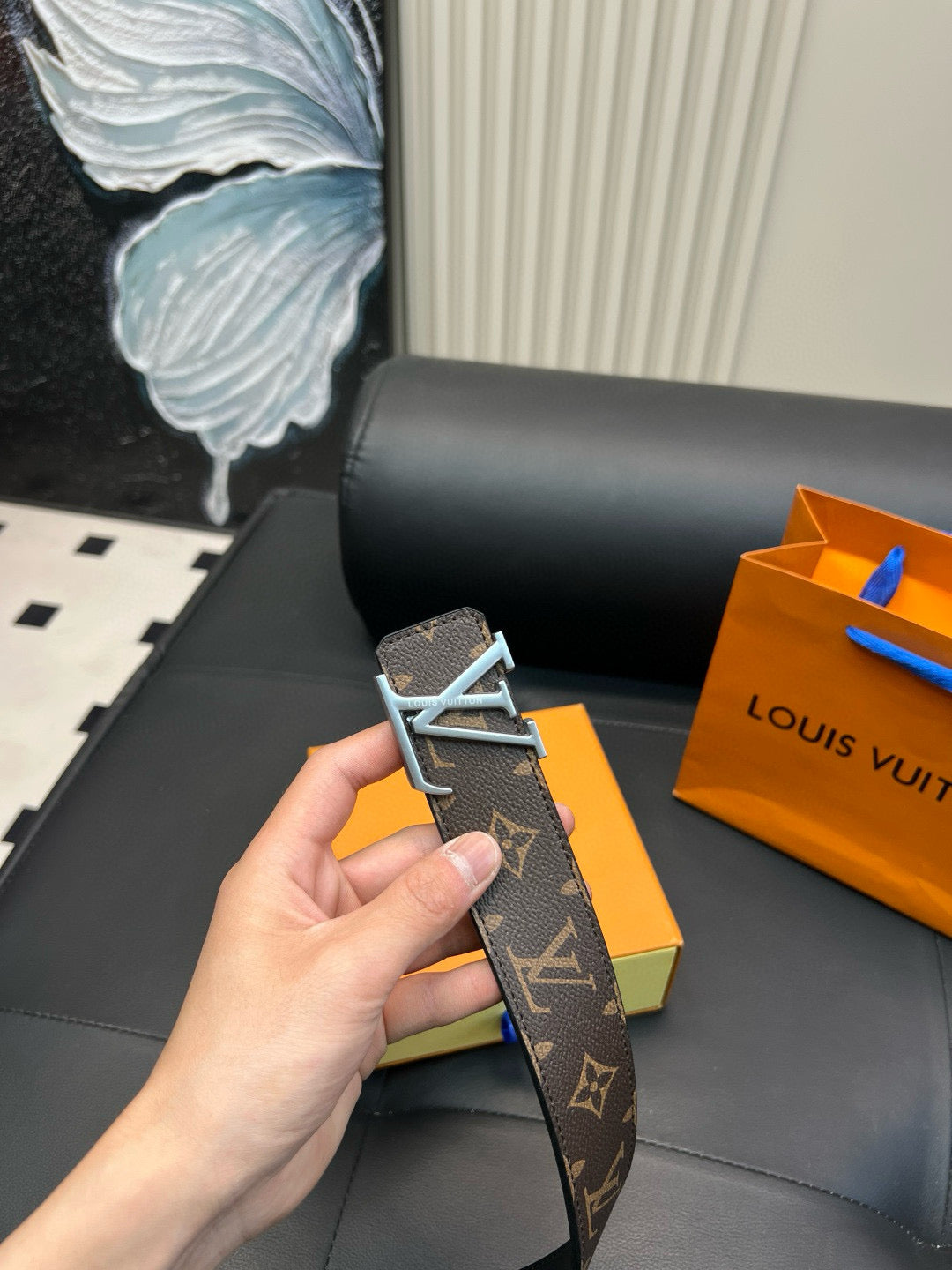 Lv Classic patterns, fashionable and casual style