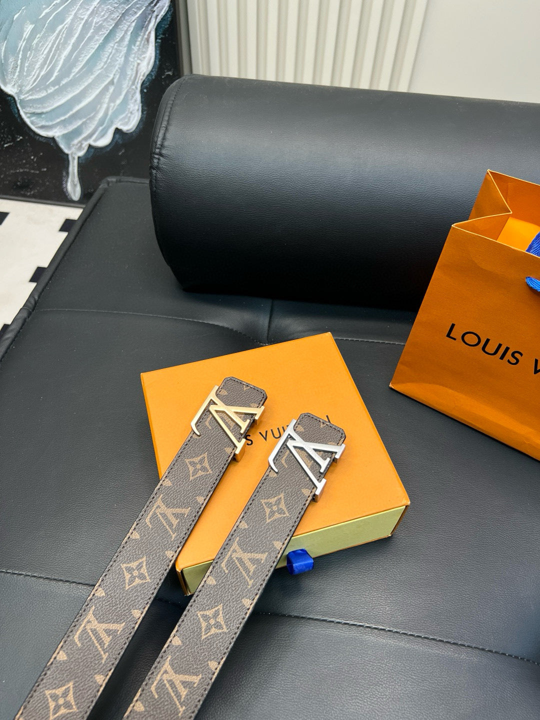 Lv Classic patterns, fashionable and casual style